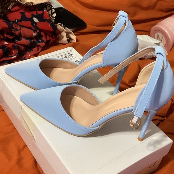 SHEIN Light Blue Pointed Toe Heels - Picture 1 of 3